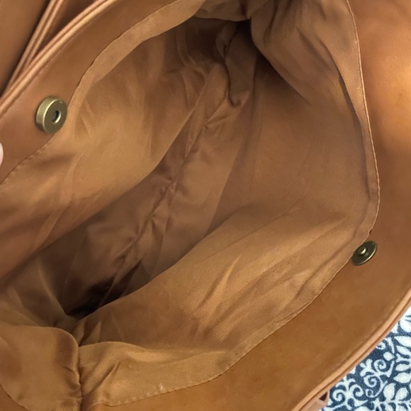 EXCELLENT CONDITION Universal Thread Brown Hobo Shoulder Bag - Super Roomy! - Picture 8 of 13